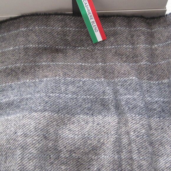 IL MORO FIRENZE Cashmere Blend Plaid Scarf Made in Italy - Picture 3 of 4